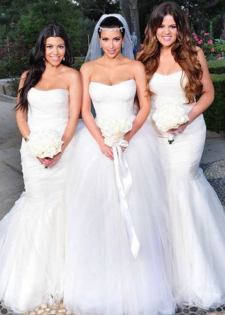 Khloe, Kourtney e Kim no casamento de Kim Kardashian